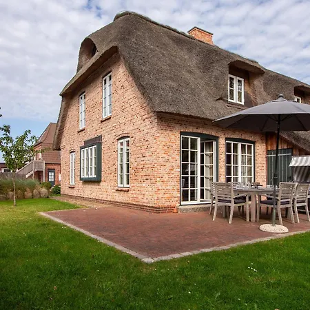 Reetkate & Strohhuette Reetdachhaus Strohhuette