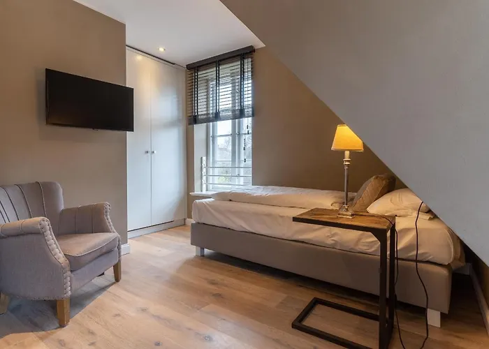 Reetkate & Strohhuette Reetdachhaus Strohhuette * Böhl