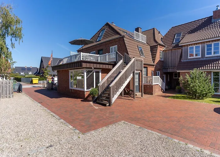 Reetkate & Strohhuette Reetdachhaus Strohhuette